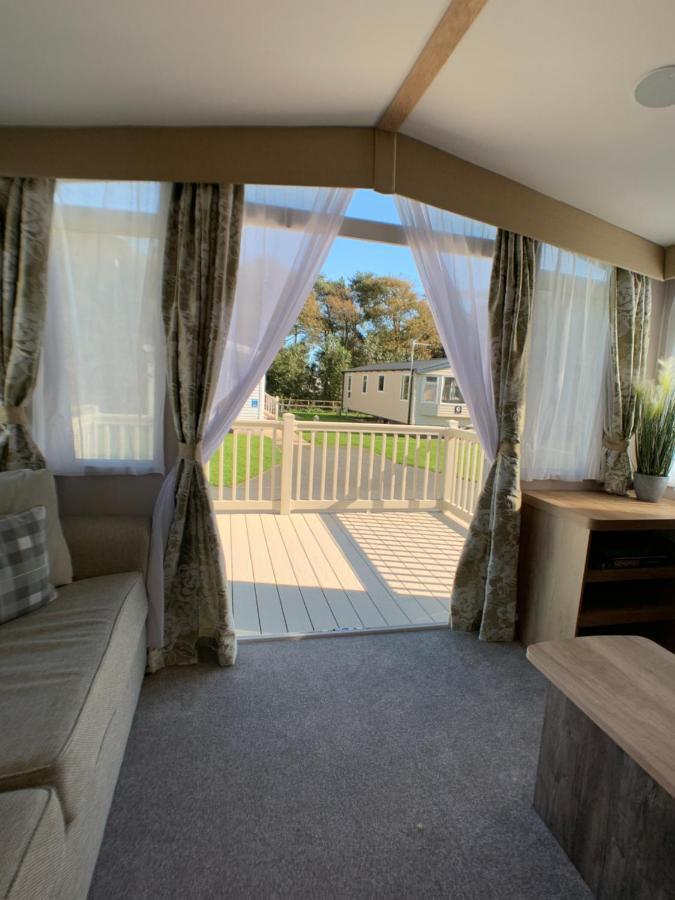 Rydal 13 Hotel Flookburgh Eksteriør billede