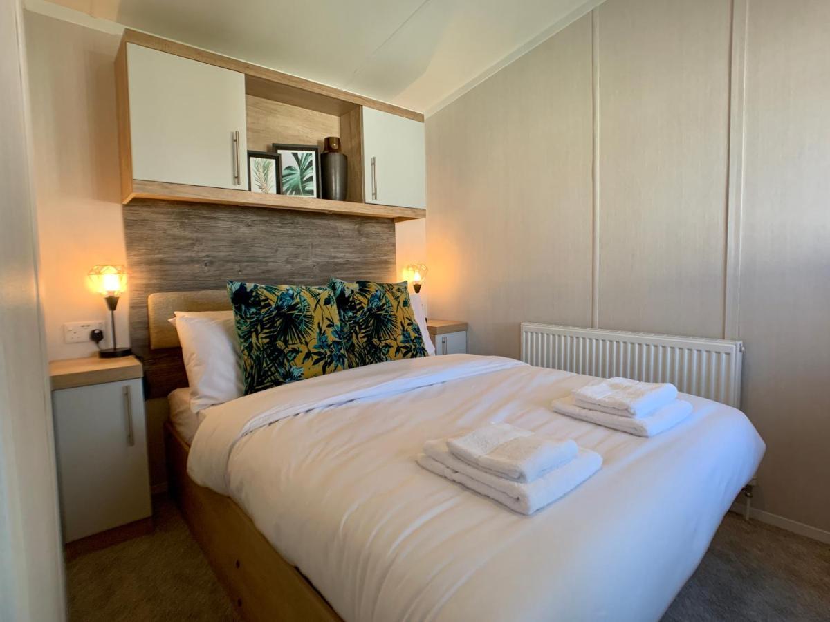 Rydal 13 Hotel Flookburgh Eksteriør billede